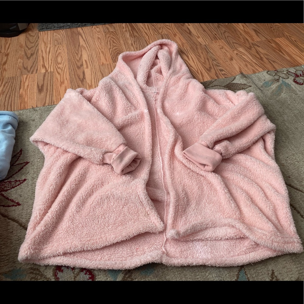Open fluffy coat